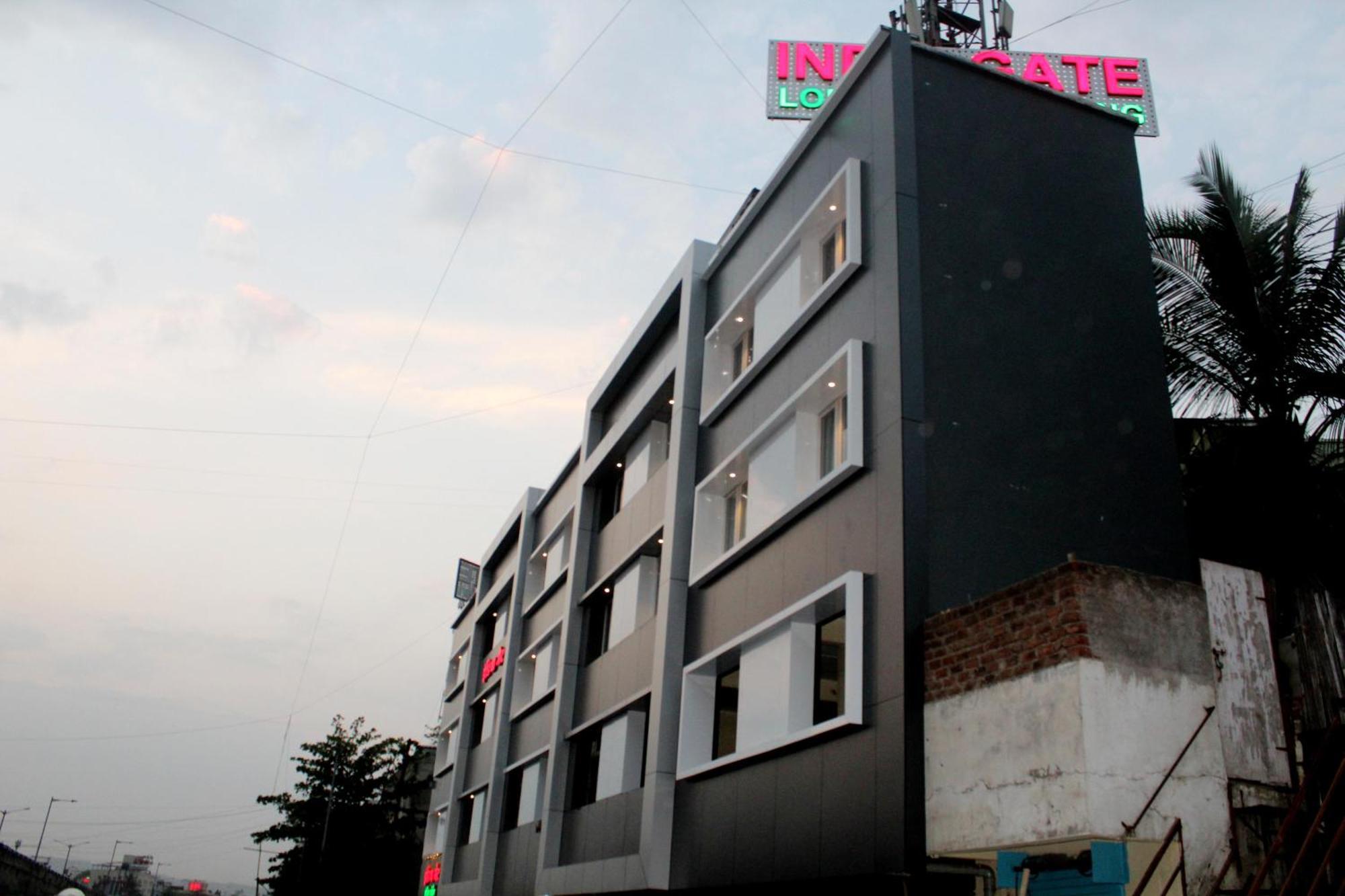 Hotel India Gate Narhe, Пуна Экстерьер фото