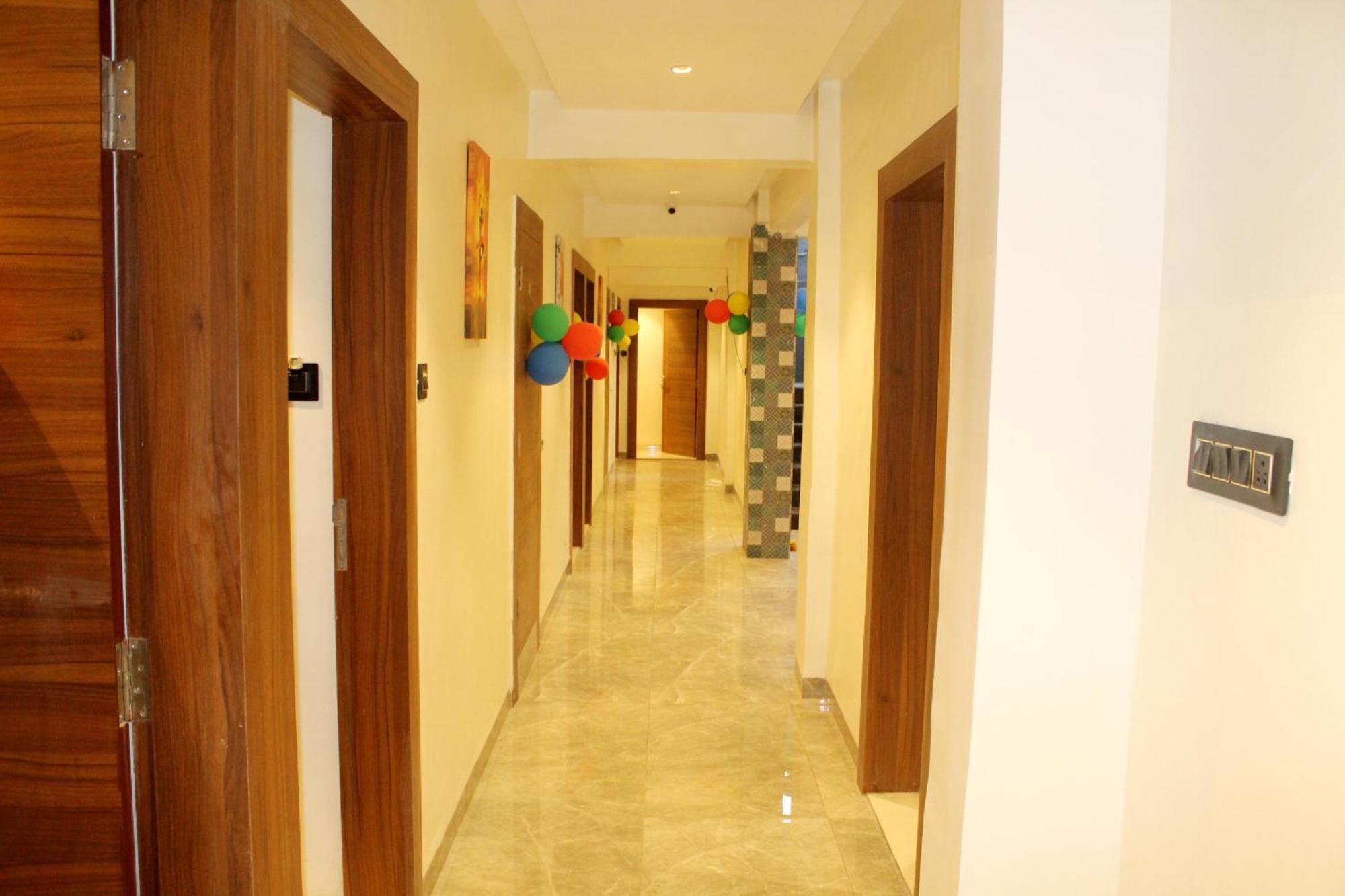 Hotel India Gate Narhe, Пуна Экстерьер фото