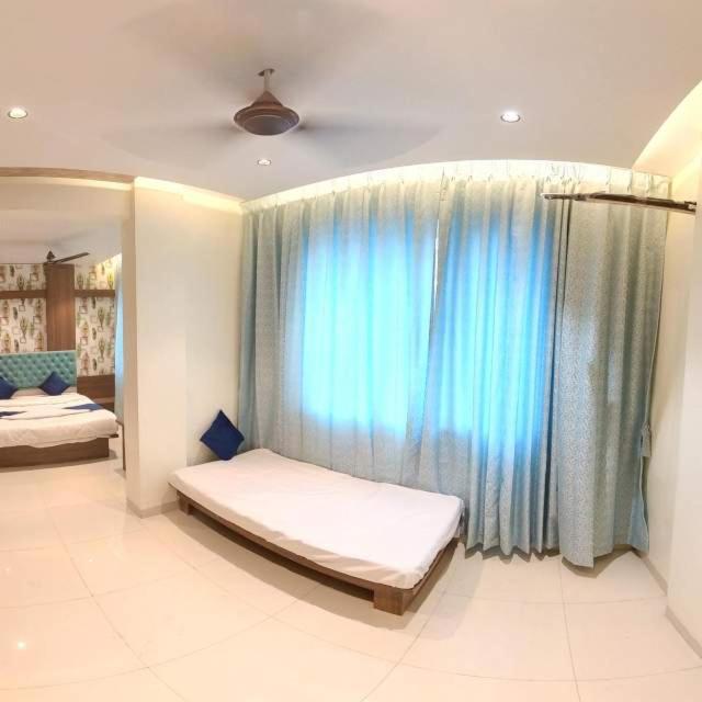 Hotel India Gate Narhe, Пуна Экстерьер фото