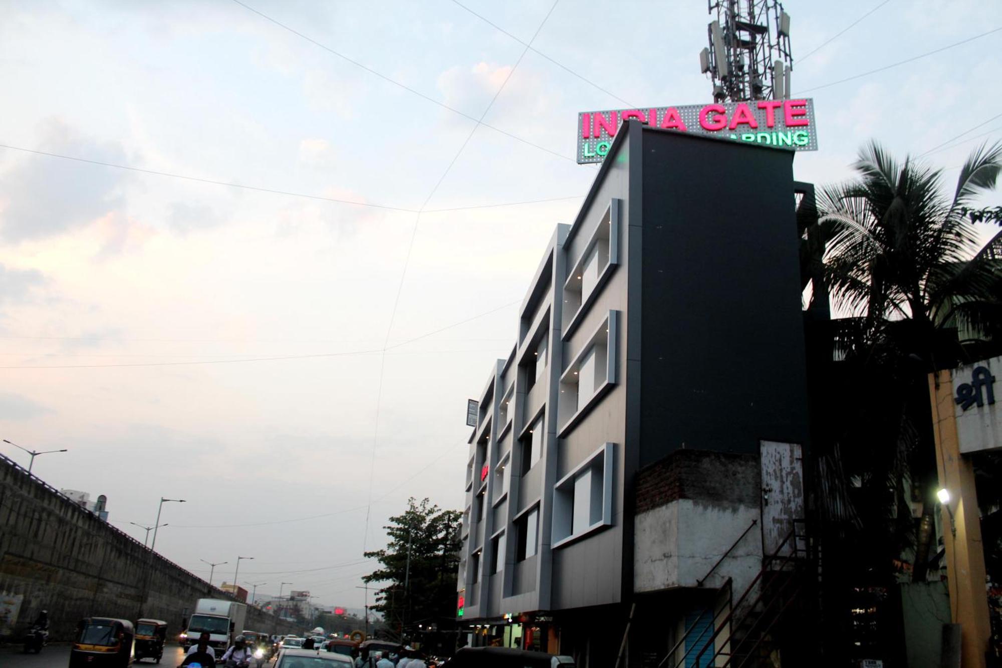 Hotel India Gate Narhe, Пуна Экстерьер фото